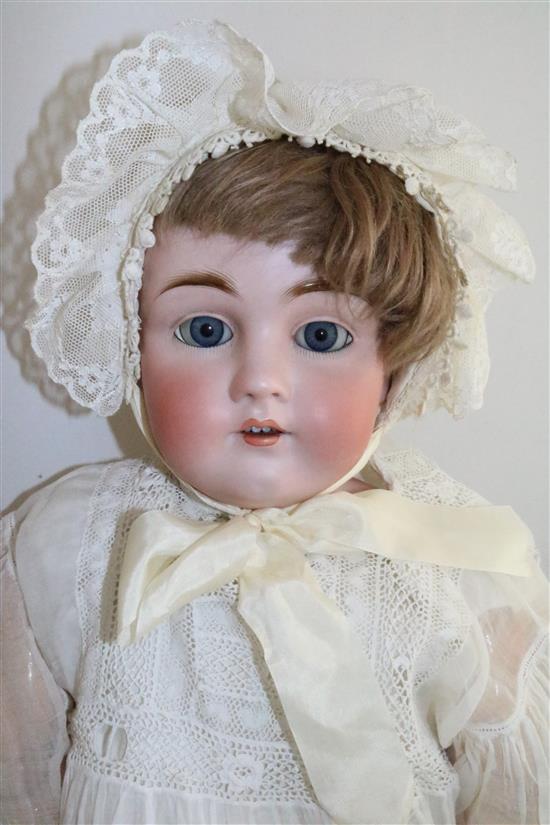 A Simon & Halbig No.7 Hanna bisque head doll & a similar doll